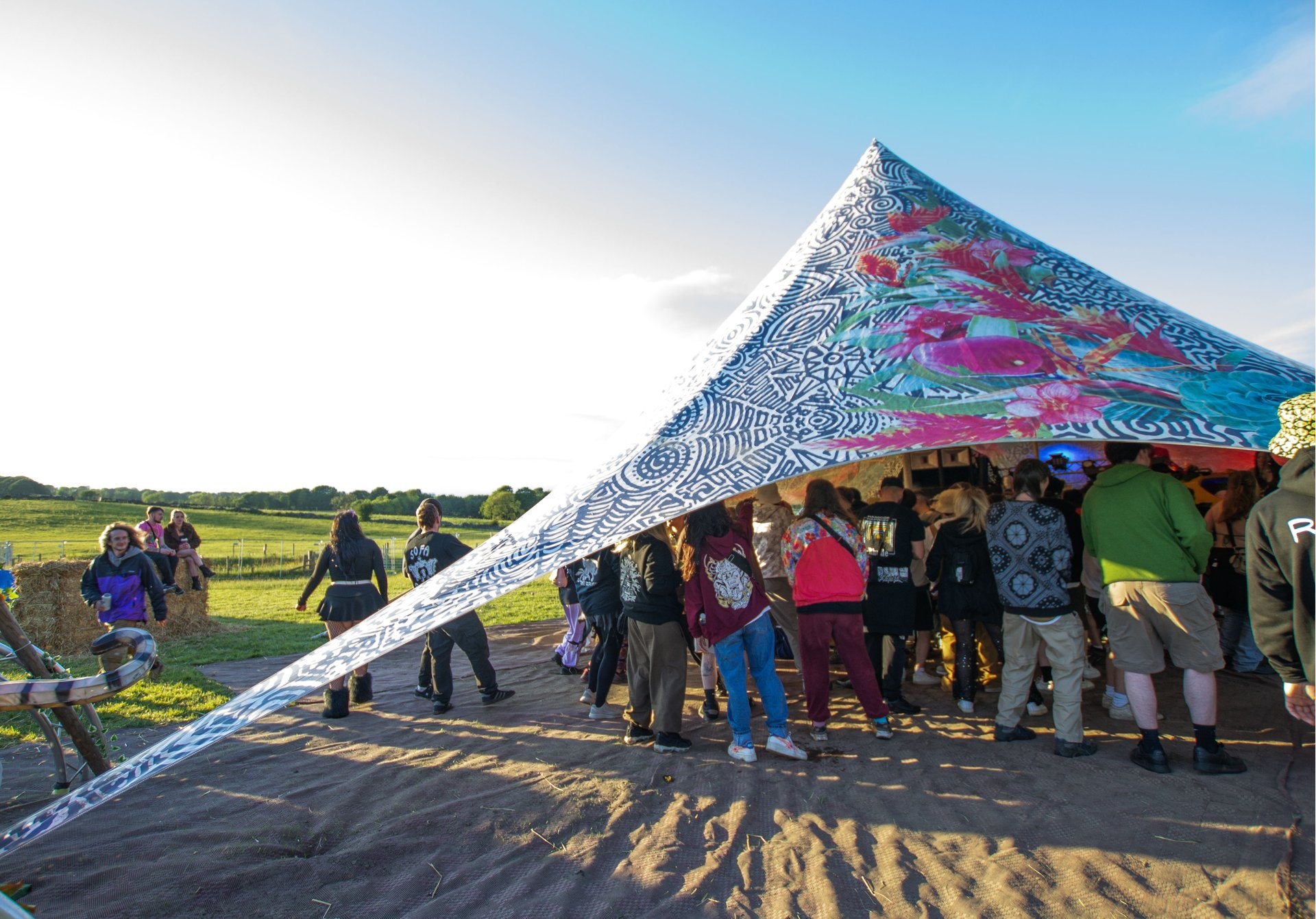 Friends having fun at Rosa Festival